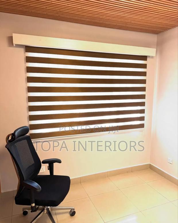 Modern Office Roller Blinds Cord Operated Roller Blinds