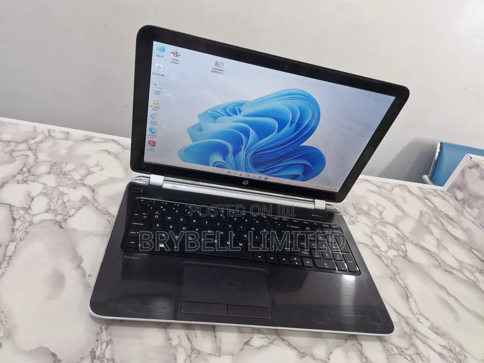 Laptop HP Pavilion 15 4GB Intel Core I3 HDD+SSD 500GB