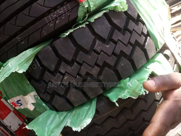 9.5r17.5 Sportrak Tyres