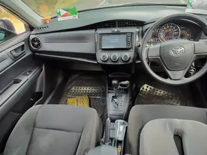 Toyota Axio 2017 Silver