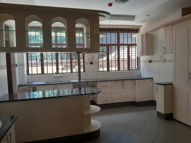 3bdrm Apartment in Westands, Westlands for rent