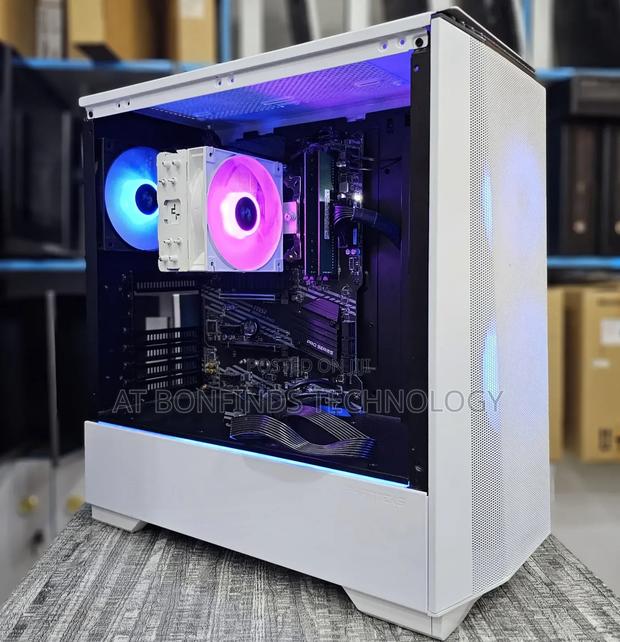 Desktop Computer 16GB SSD 512GB - main view