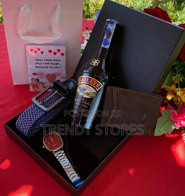 Men's Valentine's Gift Set With Bailey's - main view