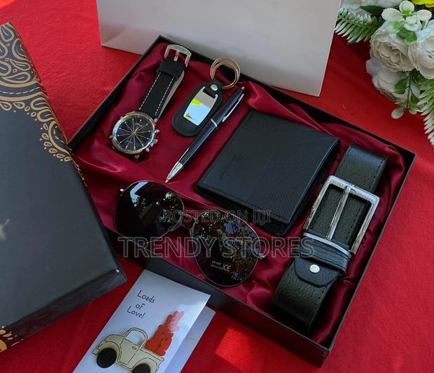 Men's Valentine's Gift Set With Sunglasses - main view