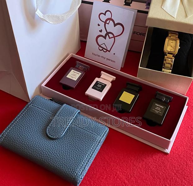 Hot Valentine's Pack With Purse