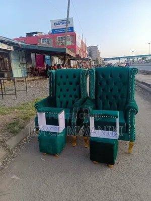 2 Pedicure Seats, 2 Stepping Stools and Poufs, Green 