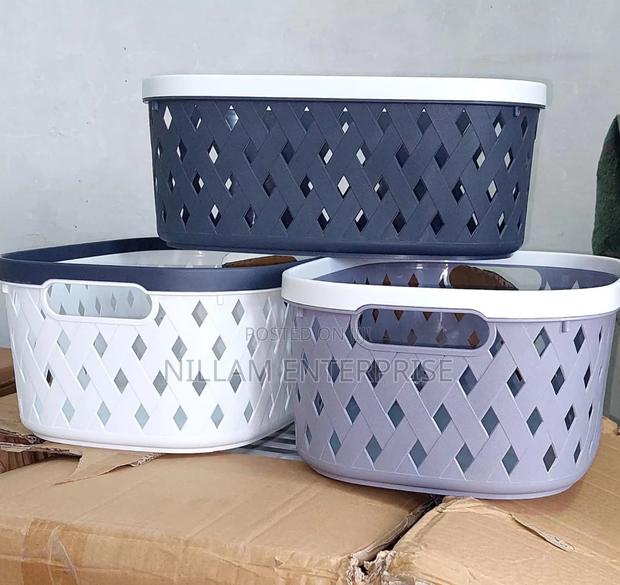 *New Design Multi-Coloured Plastic Storage Baskets