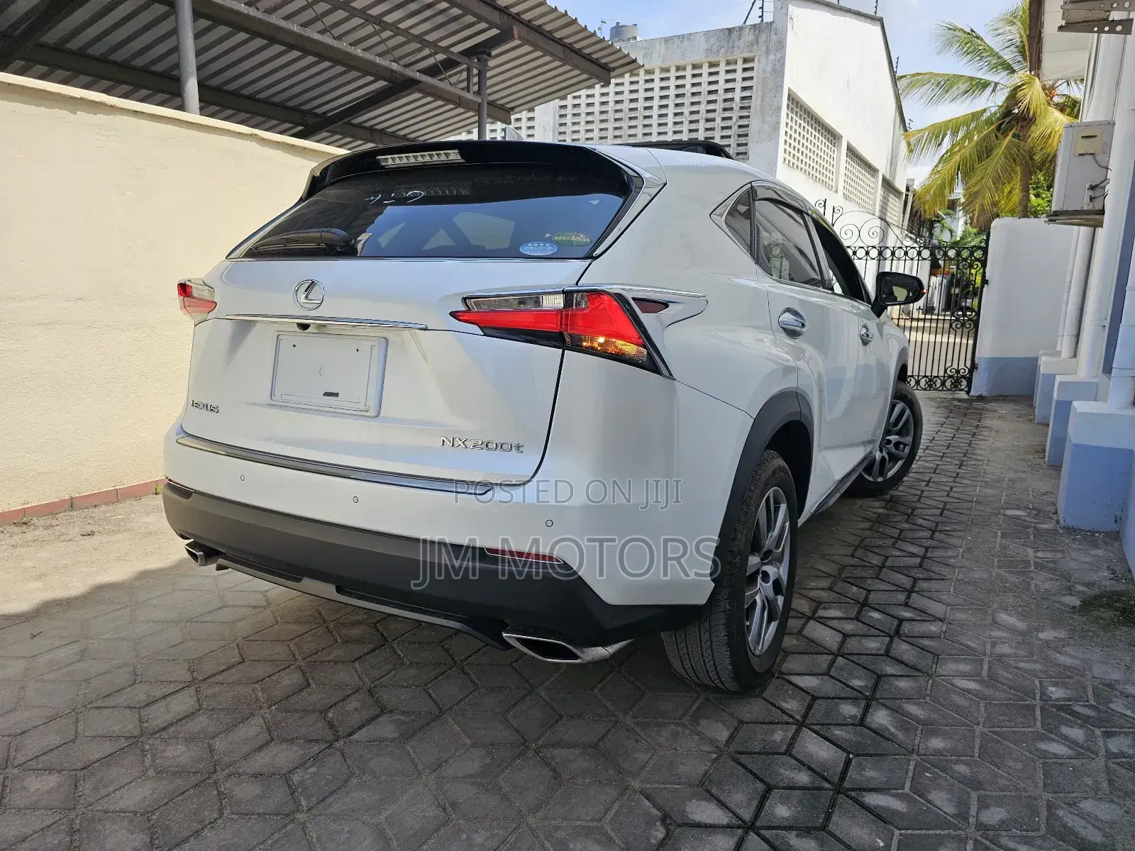 Lexus NX 2018 Off white
