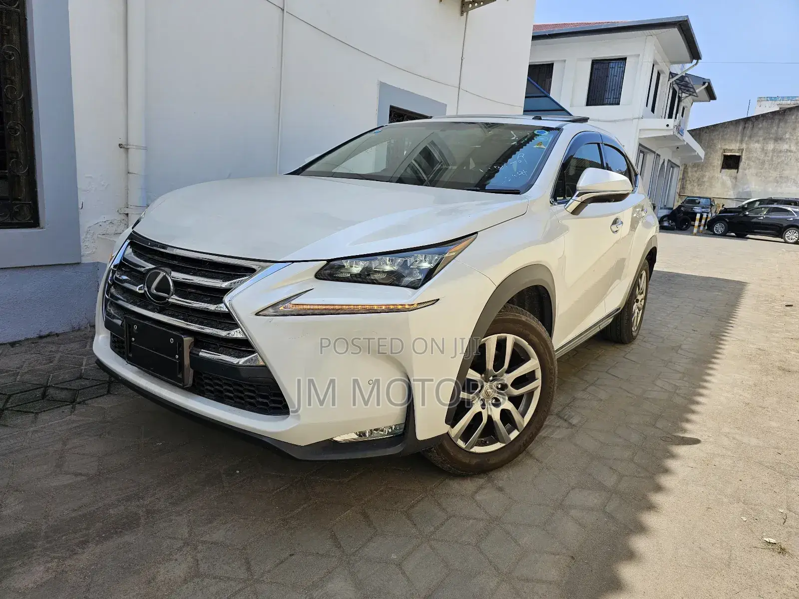 Lexus NX 2018 Off white