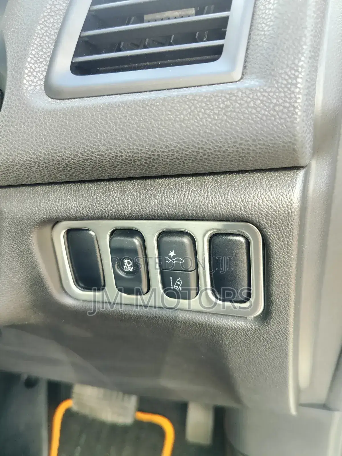Mitsubishi Outlander 2018 White