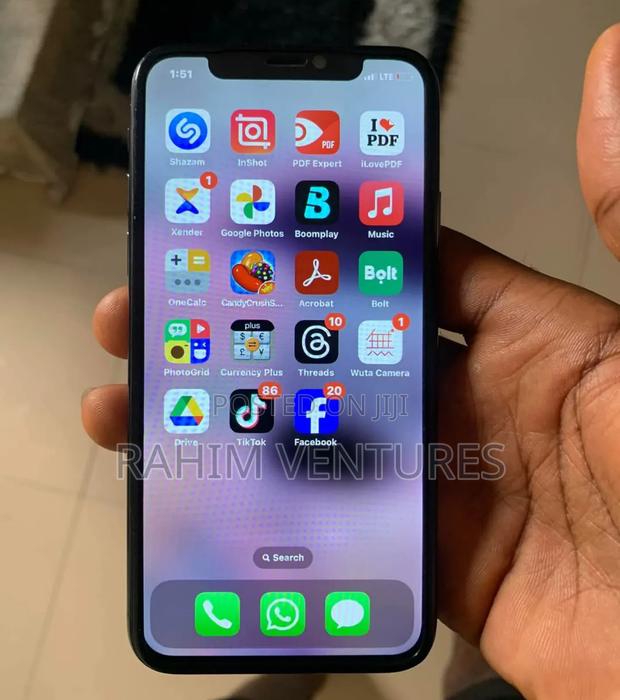 Apple iPhone X 256 GB Black - main view