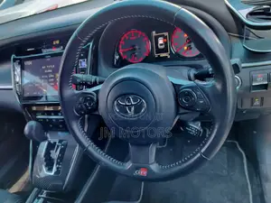 Toyota Harrier 2018 Matt Black