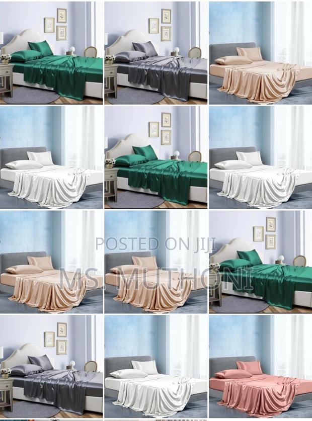 King Size-Luxury Silky Soft Bedding Set W/ Fitted Bedsheet - main view