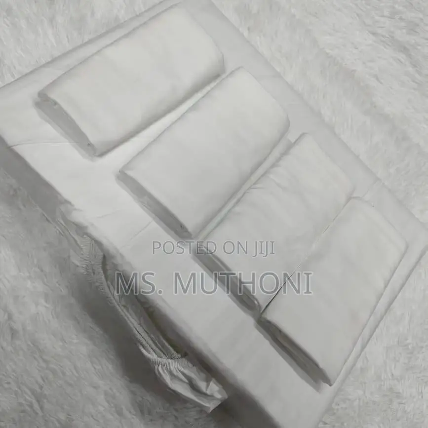 6*7 5pc White Fitted Bedsheets