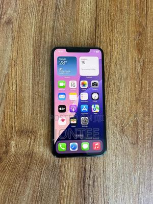 Apple iPhone 11 Pro Max 256 GB Green - main view