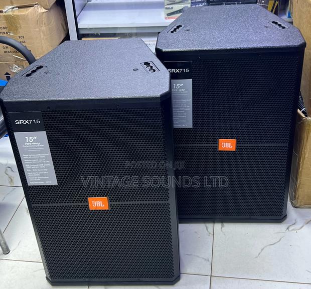 JBL Srx715: High-Power 15" Two-Way Professional Passive Loudspeaker