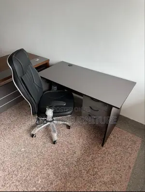 Combo C35 Leather Office Chair With Desk
