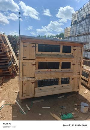 Pallet Poultry Palace - thumbnail 2