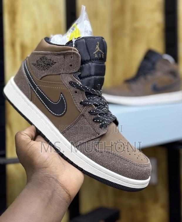 1st Quality *J1 Highcut*  36 37 38 39 40 41 42 43 44 45_ - main view