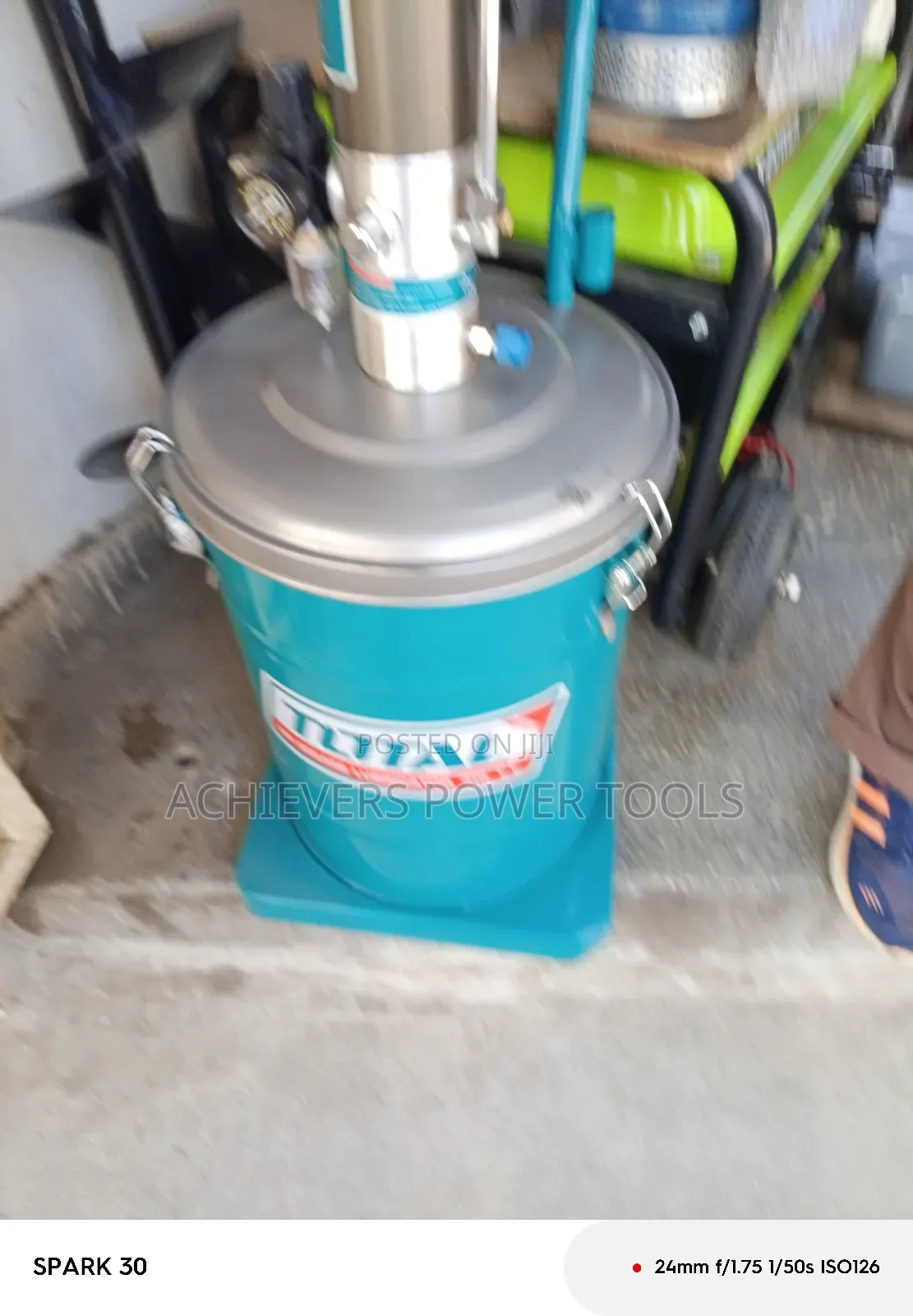 Air Grease Lubricator