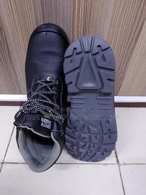 Superior Work Footwear