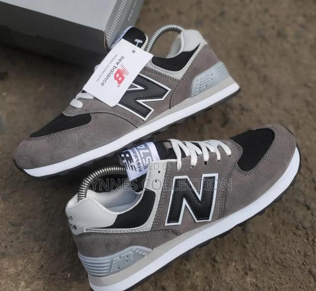 New Balance 574 - main view
