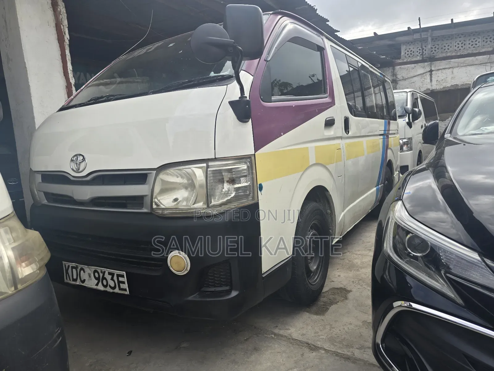 Toyota HiAce 2014 White