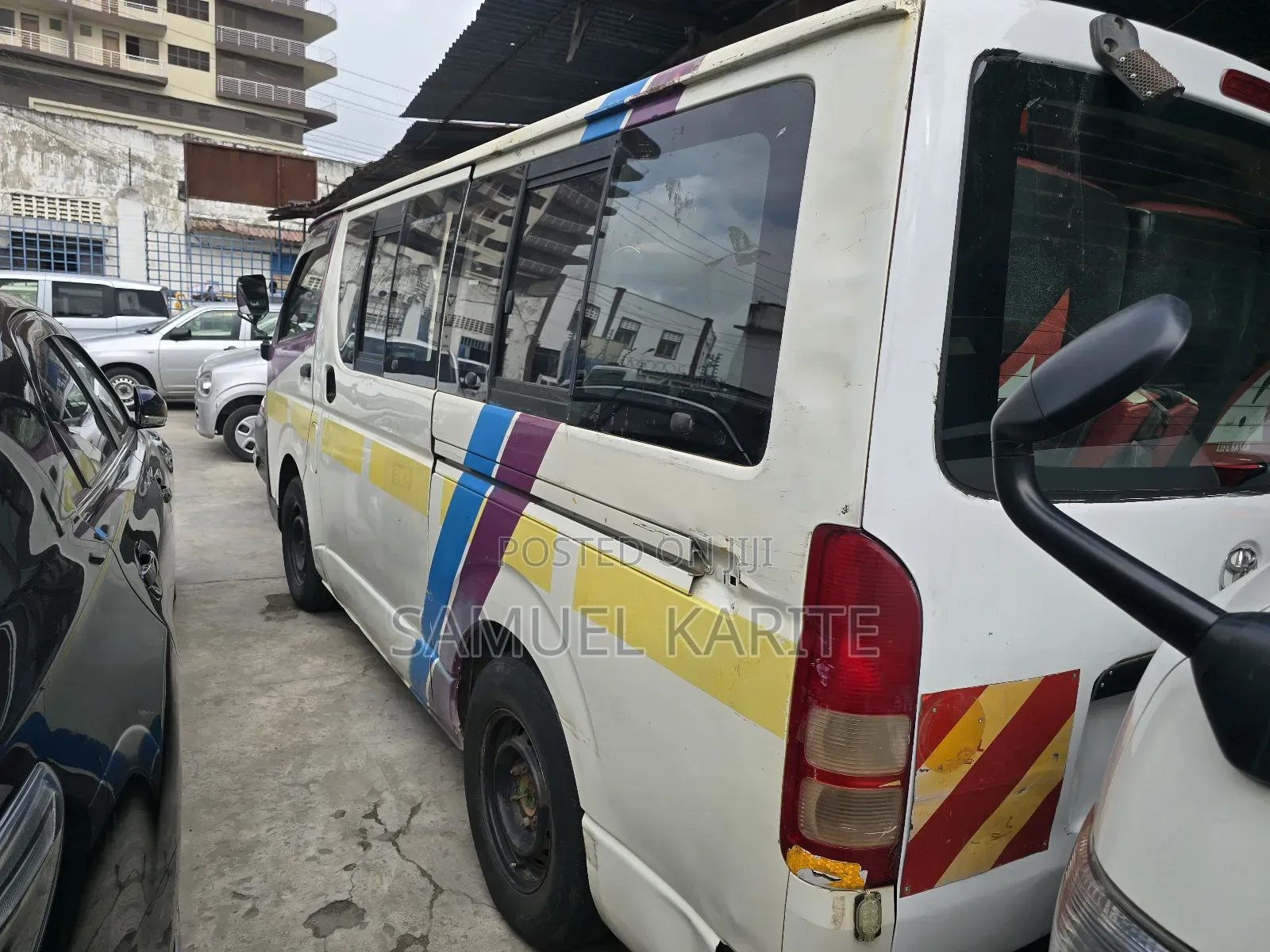Toyota HiAce 2014 White