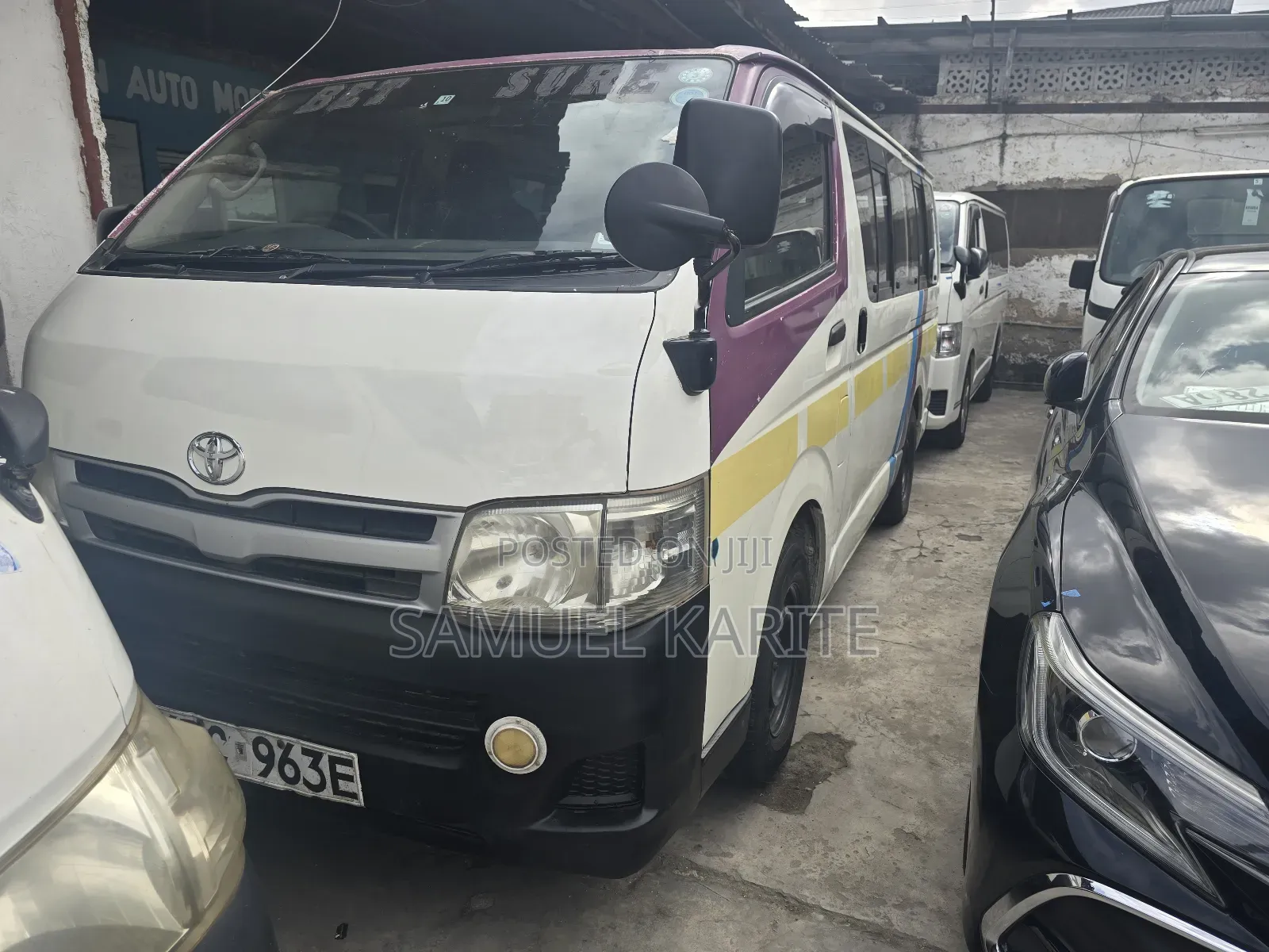 Toyota HiAce 2014 White