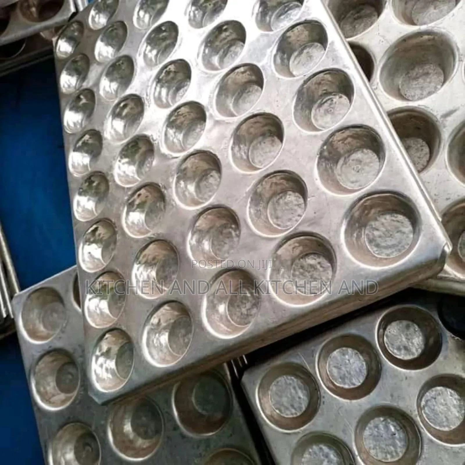 Queen Cake Sunken Trays
