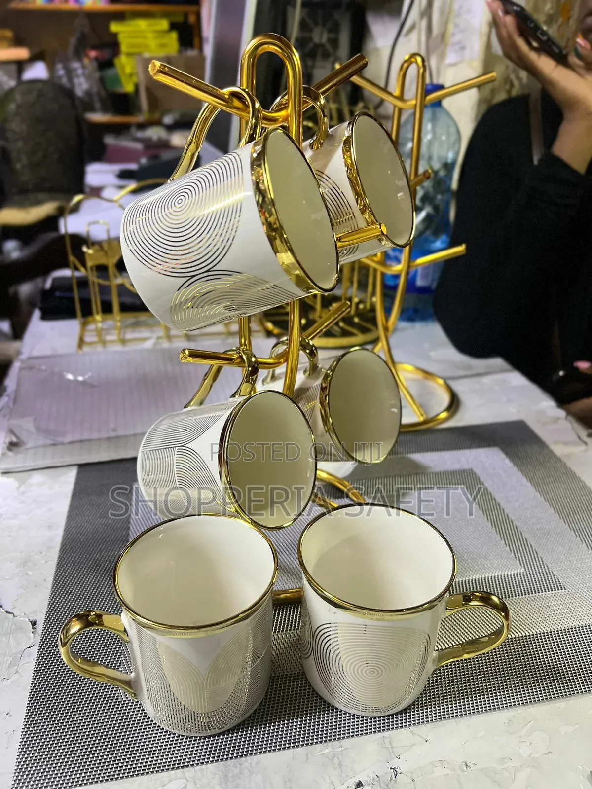 6 PCS Gold Line Tea Mugs- Ceramic 32cl