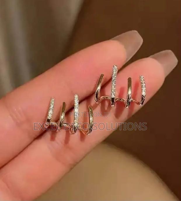 Shinny Earrings - thumbnail 3
