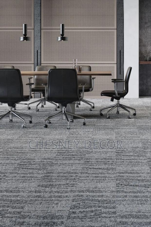 Neutral Greyy Tilecarpets - main view