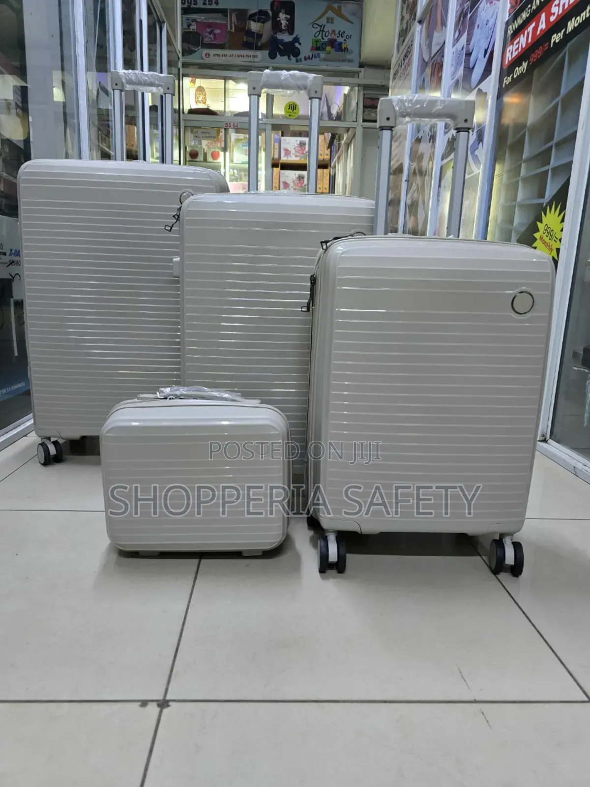 Luxurious Unbreakable Travel Bag
