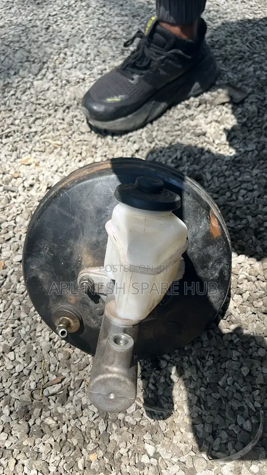 Toyota Premio Old Model Break Booster Master Cylinder