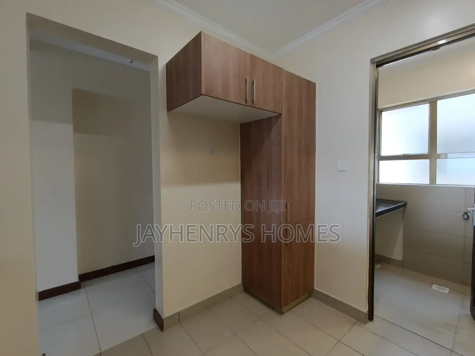3bdrm Apartment in Roysambu for sale
