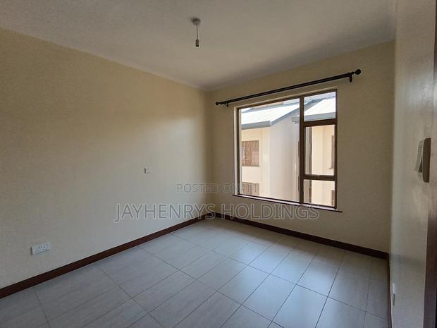 3bdrm Apartment in Roysambu for sale - thumbnail 14