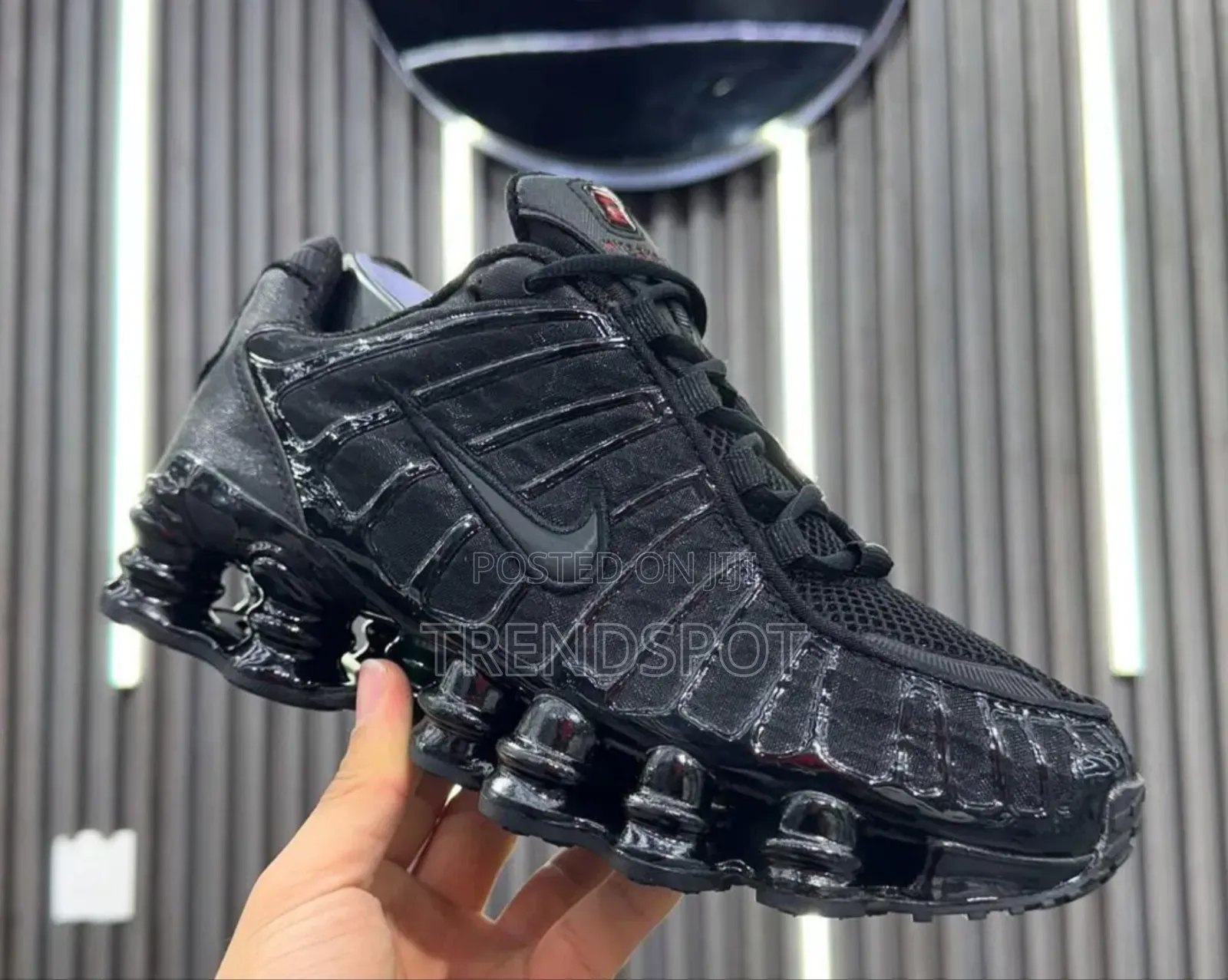 Nike Shox Tl Size 39______45. P