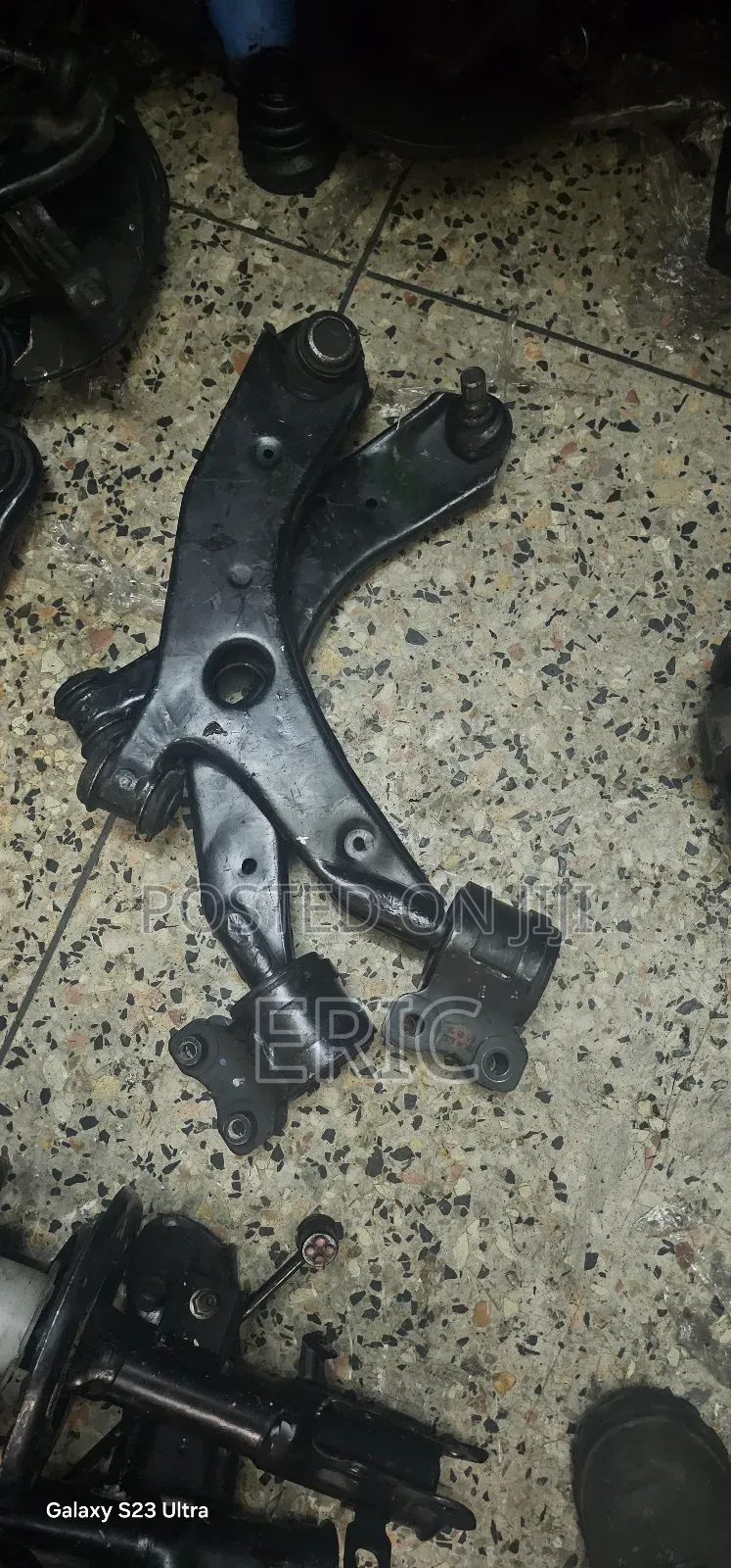 Mazda Axela Front Arm's