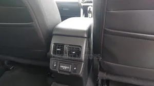 Subaru Outback 2.5i Premium AWD 2018 Gold