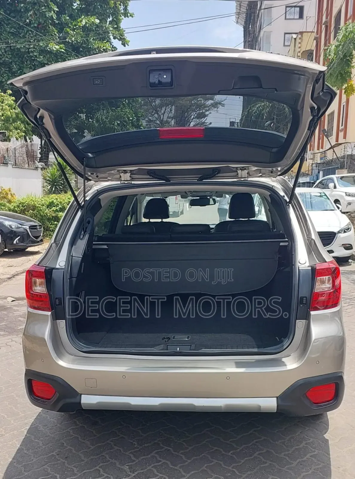 Subaru Outback 2.5i Premium AWD 2018 Gold