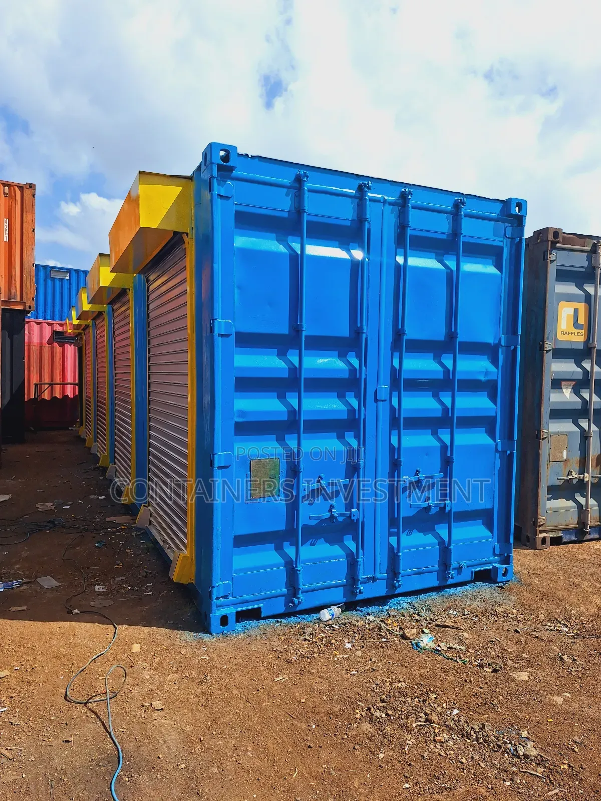 40ft Container Stalls for Sale- Amazing Color Pop
