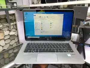 Laptop HP EliteBook 1030 G1 16GB Intel Atom SSD 256GB