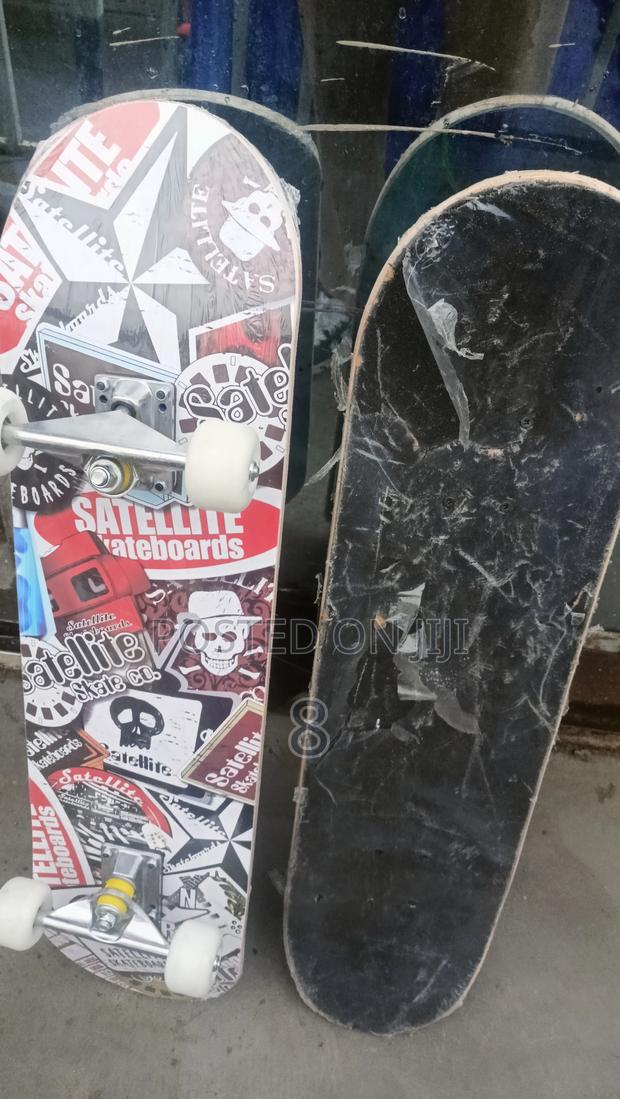 Stylish Adult Skateboard – Designed for Effortless Riding