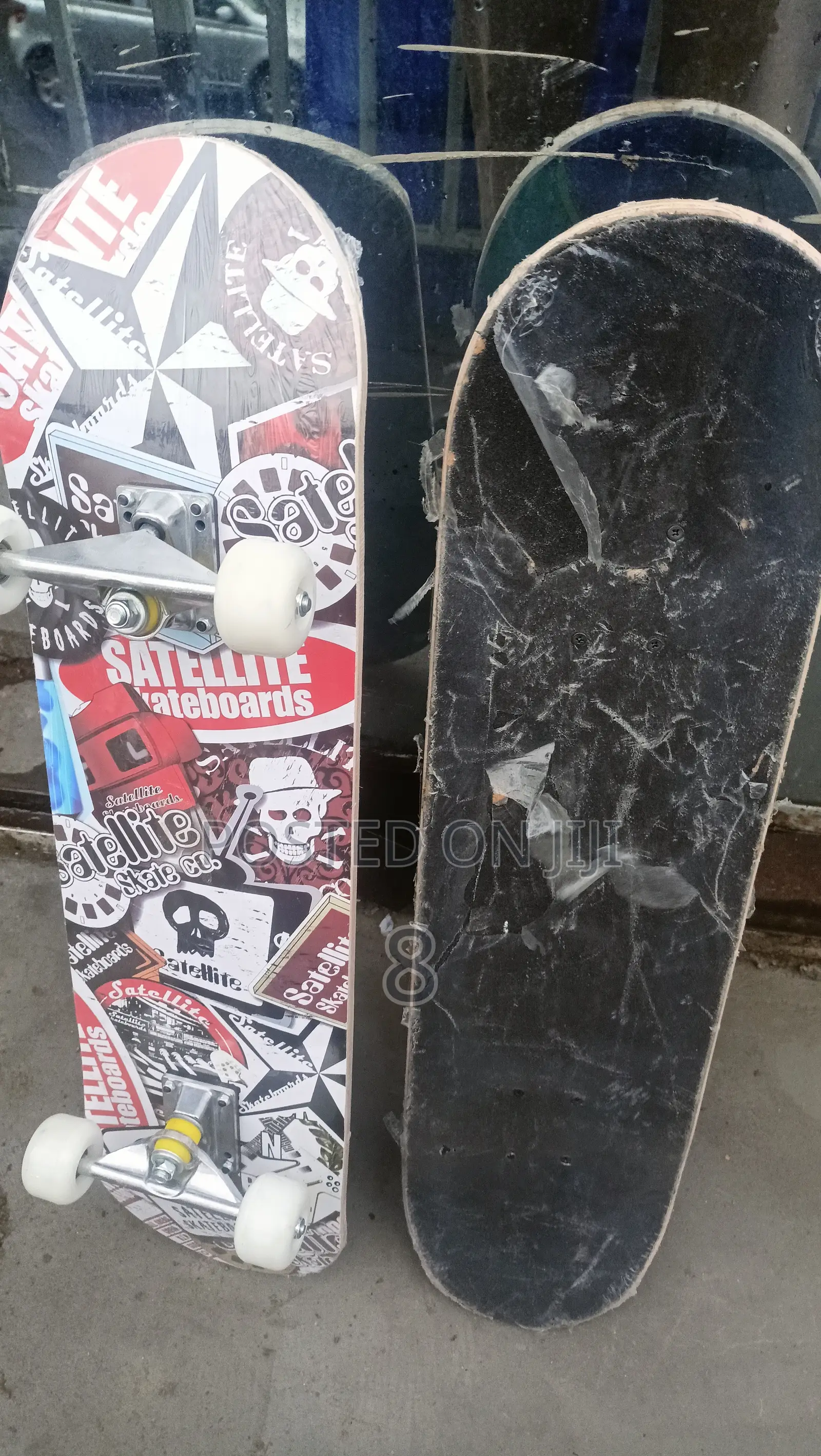 Stylish Adult Skateboard – Designed for Effortless Riding