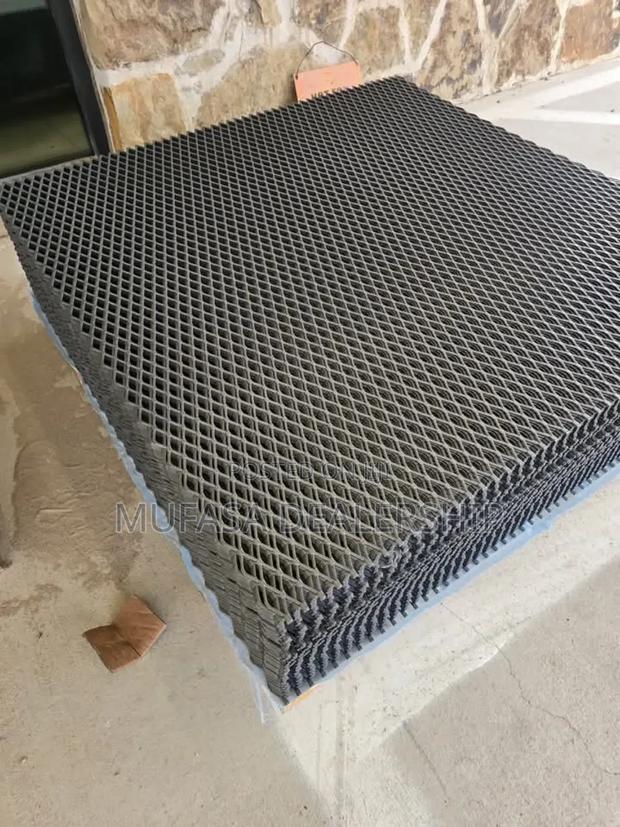 #1 Expanded Metal Mesh - main view