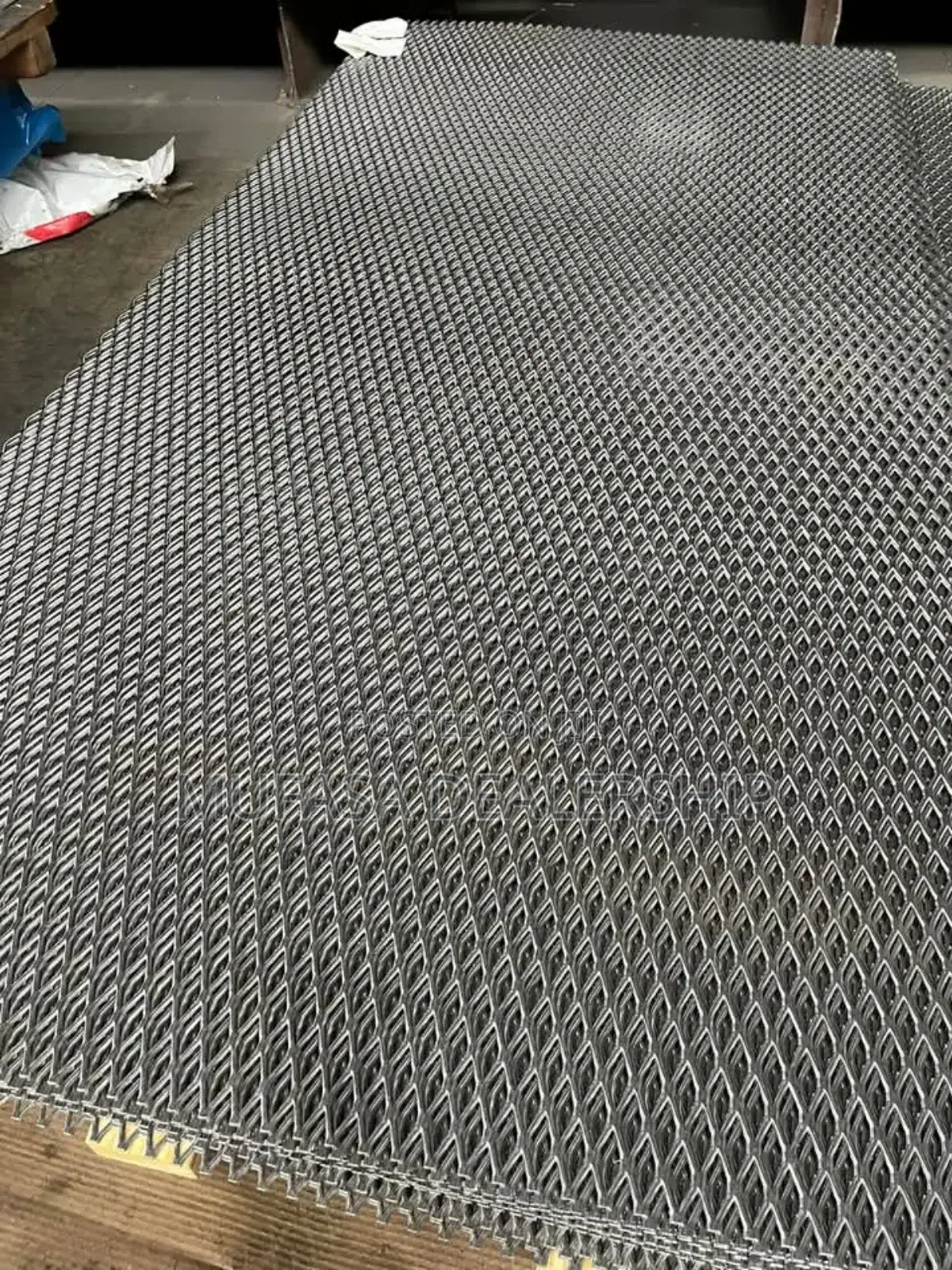 #1 Expanded Metal Mesh