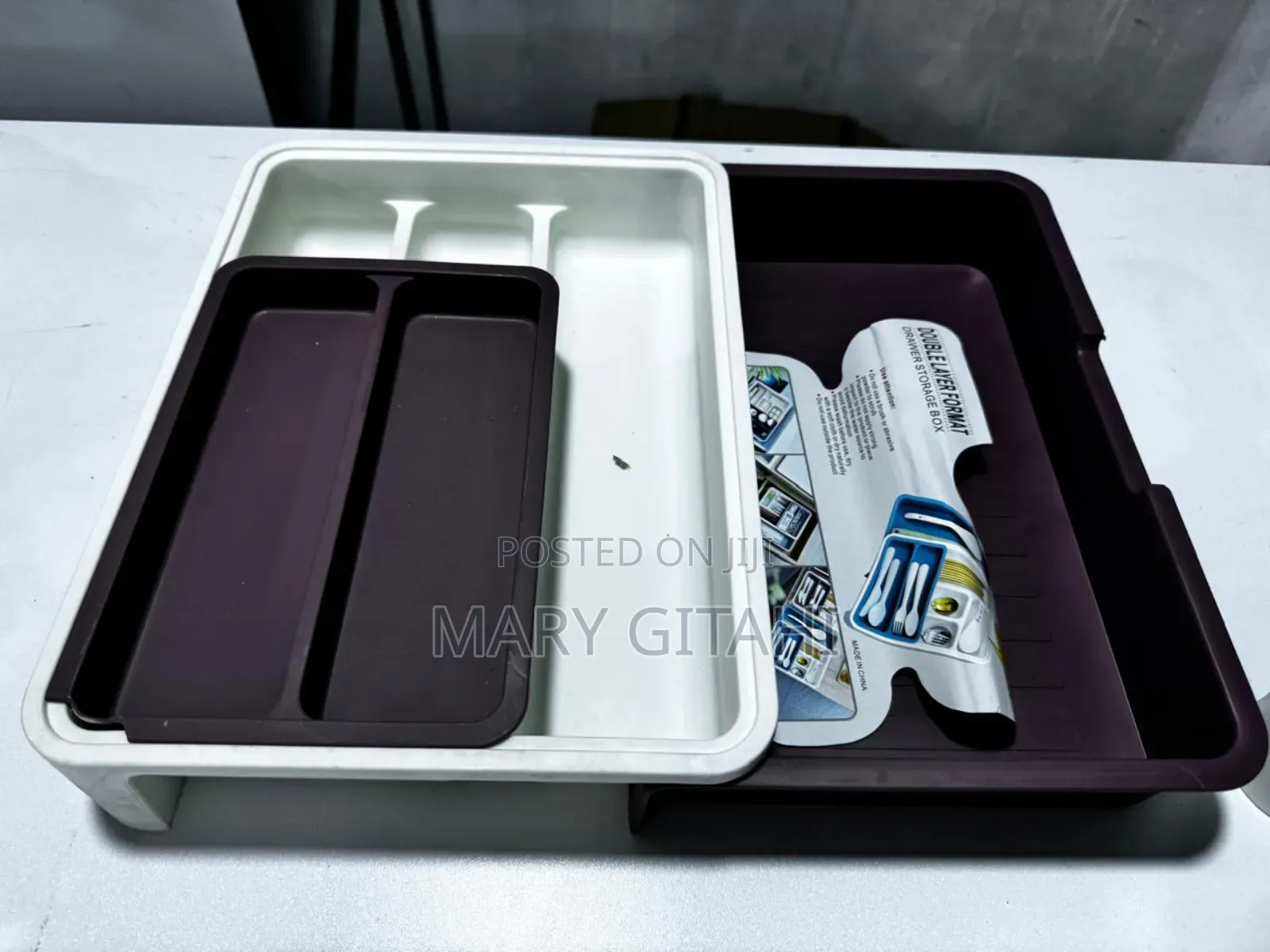 . *Expandable Cutlery Organizers With Slight Den