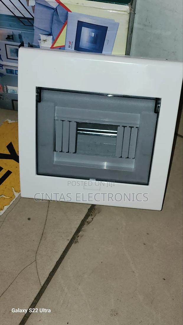 Zhanyi Electrical Consumer Unit 4-6units