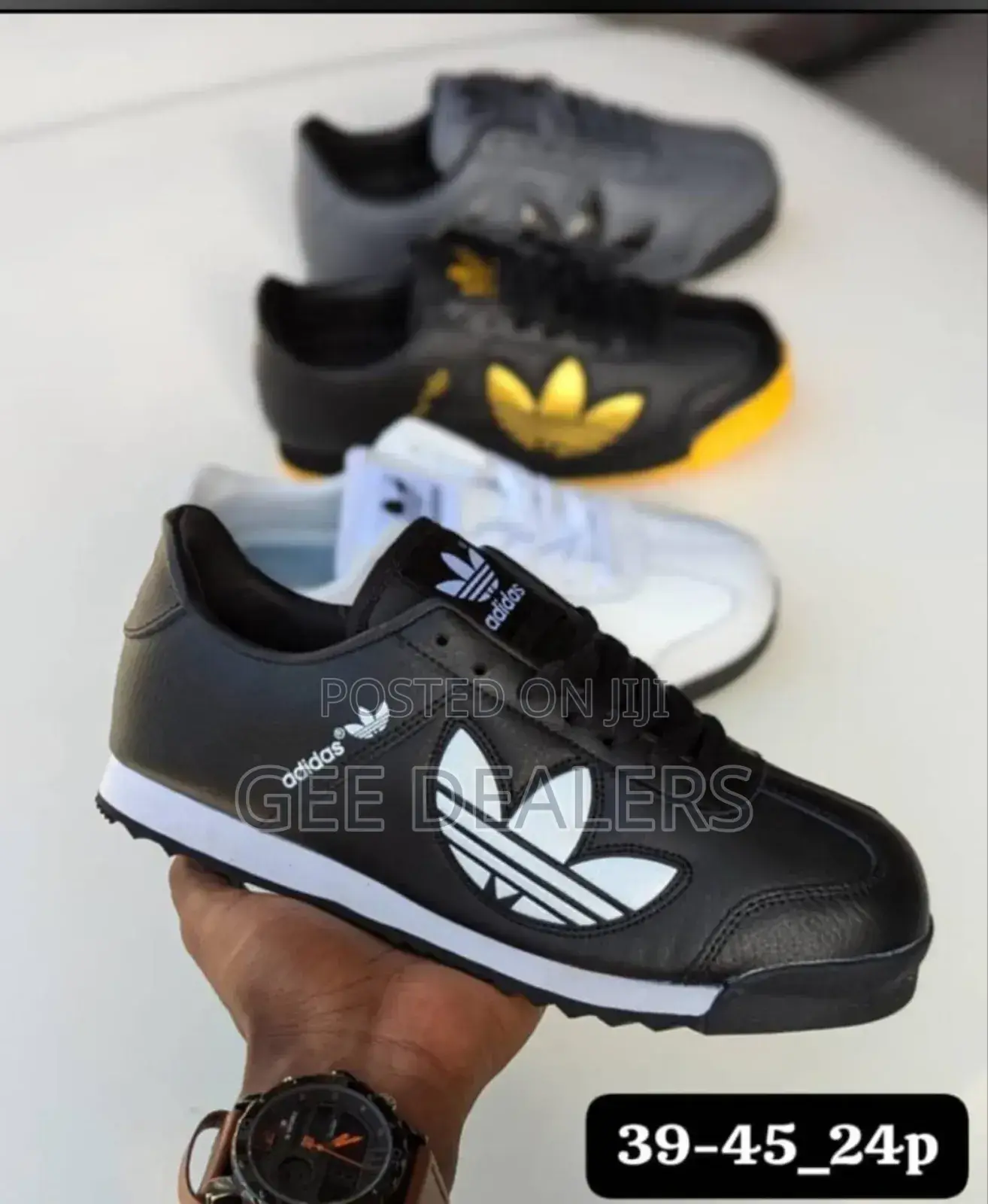 Adidas Sneakers,
